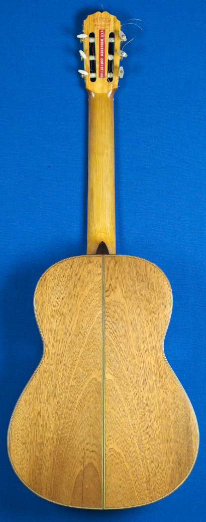 guitare d’étude dos